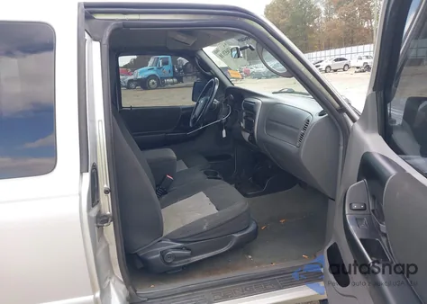 2011 Ford Ranger Xlt z USA, uszkodzony, nr VIN 1FTKR4EE0BPA49980